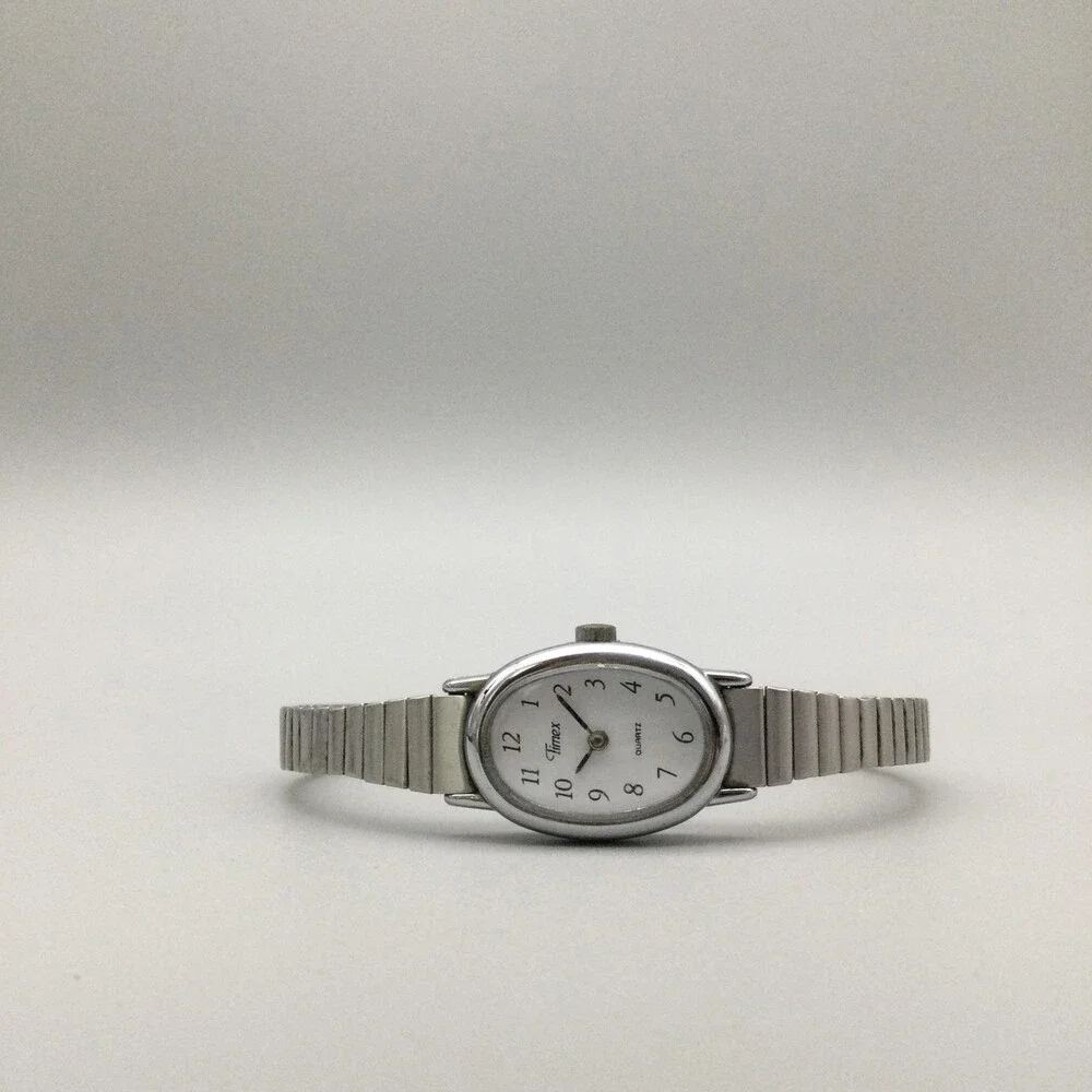Timex Ccavatina Womens Watch 18mm White Dial Silver Bracelet New Battery